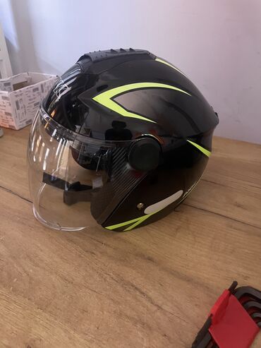 шлем мотоцикла: Мотошлем, Новый