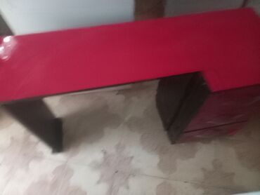 деревянный кухонный стол: Б/у, Стол для стрижки