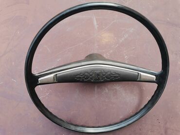 Auto delovi: Volan Lada 2121 Niva. Polovno, očuvano kao novo. Skinuto sa — 8