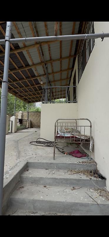 gencede satilan heyet evleri 2018: 8 sot mehle 2 mertebe qaz işiq su herşey icinde 1 kuxna aşagida 2 — 7