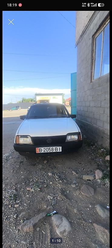 с кму: Opel Ascona: 1986 г., 1.5 л, Механика, Бензин, Хэтчбэк — 1