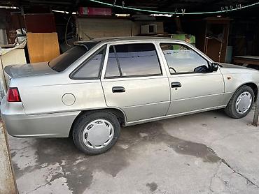 Унаа сатуу: Daewoo Nexia: 2010 г., 1.5 л, Кол менен иштөөчү, Бензин, Седан — 2