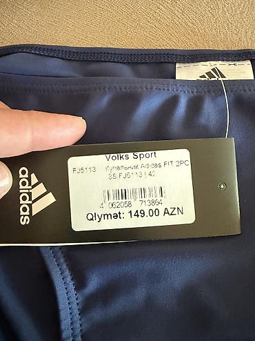 cimərlik geyimi: Adidas qadın çimərlik dəsti. Dəst iki hissədən ibarətdir: üst top və — 4