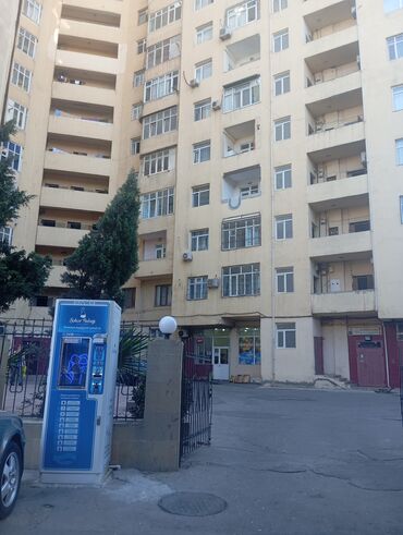 xacmazda dasinmaz əmlak: Bakıxanovda icra yolundakı 17mertebənin 1ci mərtəbəsi 30kv icareyə