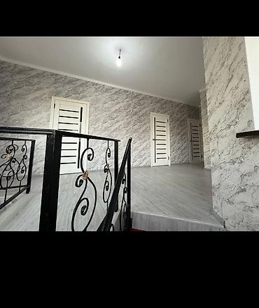 Долгосрочная аренда домов: 270 м², 7 комнат — 5