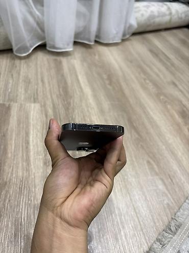 Apple iPhone: IPhone 13 Pro Цвет: Черный Память 128 Акуммлятор 77 Состояние корпуса — 6