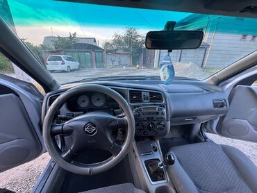 Nissan: Nissan Primera: 2001 г., 1.8 л, Механика, Бензин, Хэтчбэк