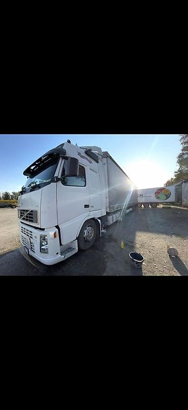 Тягач, Volvo, 2007 г., Тентованный