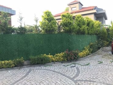 Süni güllər: 🌿 Süni Çəpər – Təbii Gözəlliyin Süni Həlli! 🌿 📏 Eni 1.00 metr olur 📏