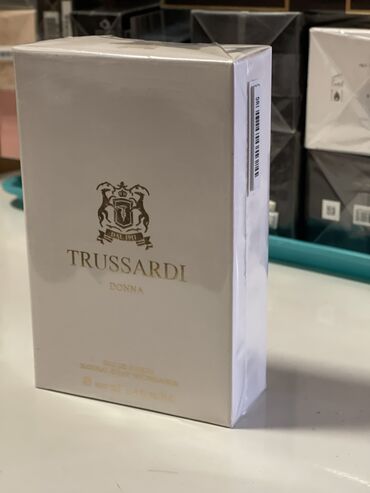 dior parfemi: Parfem Trusardi Dona 38e Novi Trussardi Donna miris izražava modernu