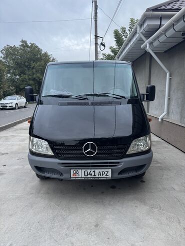 продаю камаз бортовой: Эвакуатор, Mercedes-Benz, 2002 г.