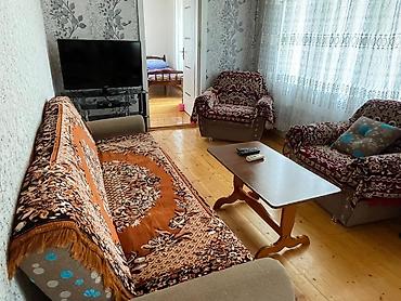 Günlük kirayə evlər: 2 kv. m, 5 otaqlı — 10