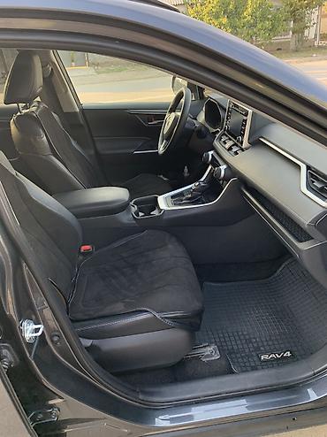 stage 3: Toyota RAV4: 2019 г., 2.5 л, Автомат, Бензин, Кроссовер — 8