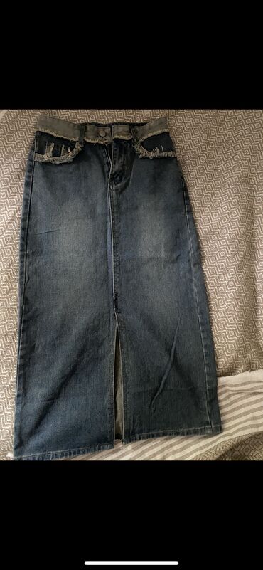 джинсовая юбка 48 размера: Юбка, Миди, Джинс, По талии, С вырезом