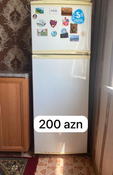 купить недорого холодильник б у: Б/у Холодильник Biryusa, De frost, Двухкамерный, цвет - Белый