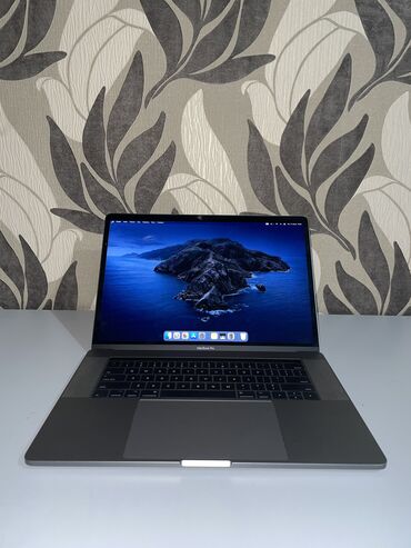 macbook m2 pro: Ноутбук, Apple, 16 ГБ ОЭТ, Intel Core i7, 15.4 ", Колдонулган, Татаал эмес тапшырмалар үчүн, эс тутум SSD