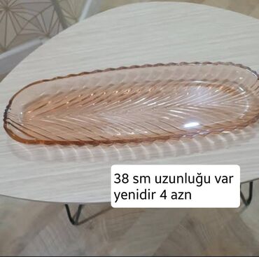 susta: Tort və şiriniyyat qabı, Şüşə