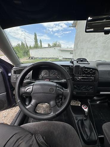 фольскваген венто: Volkswagen Vento: 1994 г., 1.8 л, Механика, Бензин, Седан — 5