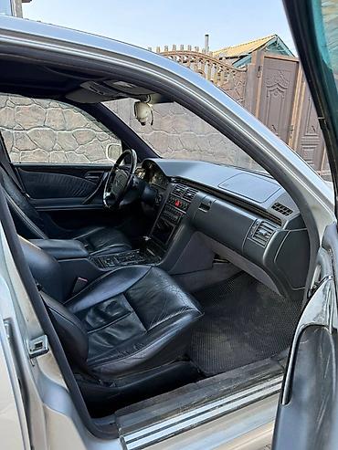 nardo grey: Mercedes-Benz E-Class: 1996 г., Бензин, Седан — 10