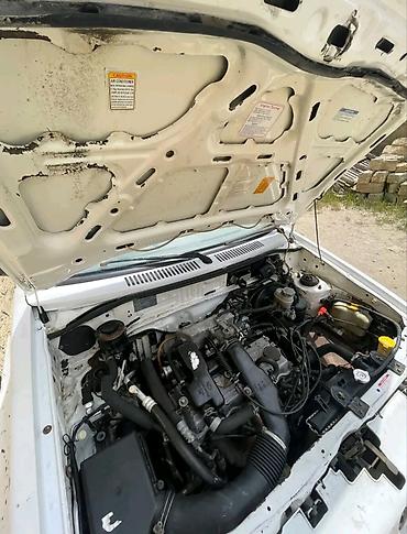 Saipa: Saipa 132 SE sedan - Kuzov: 4 qapılı sedan, ağ rəng - Mühərrik — 2