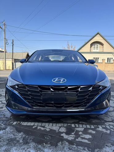 в росрочку авто: Hyundai Elantra: 2021 г., 1.5 л, Вариатор, Бензин, Седан