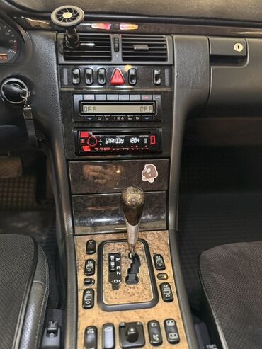 Mercedes-Benz: Mercedes-Benz E-Class: 2002 г., 5.5 л, Автомат, Бензин, Седан — 18