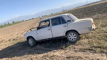 ауди 100 с: ВАЗ (ЛАДА) 2101: 1981 г., Механика, Седан — 2