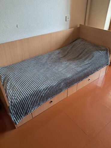 transformator satilir: Б/у, Односпальная кровать, Без подьемного механизма, Без матраса, С выдвижными ящиками