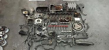 Kompletan auto u delovima: 3.7 V8 DELOVI MOTORA ZA AUDI A8 OD 2003. DO 2010. GOD. | Delovi — 2