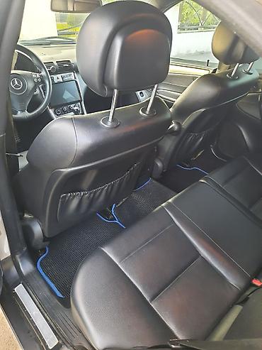 Mercedes-Benz: Mercedes-Benz C-Class: 2.5 l | 2006 il Sedan — 14