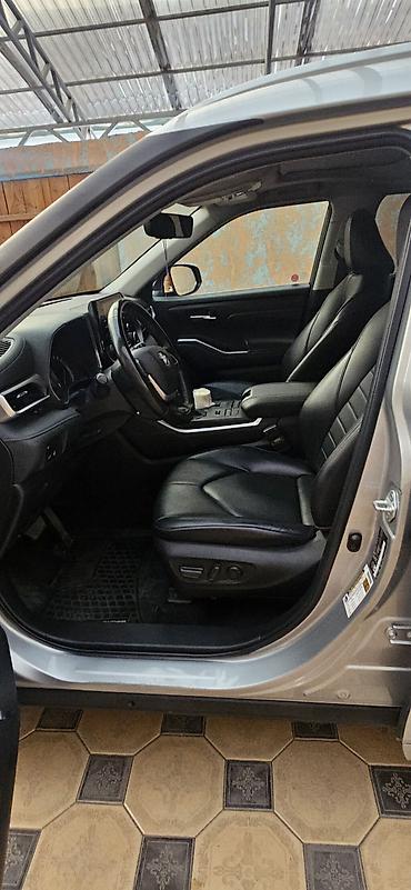 highlander platinum: Toyota Highlander: 2022 г., 3.5 л, Автомат, Бензин, Кроссовер — 6