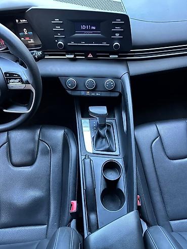 Hyundai: Hyundai Elantra: 2021 г., Бензин, Седан — 8