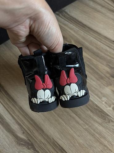 lacoste majice beograd: Dečje čizmice ZARA x Minnie Mouse - Model: gumene/čizme za kišu u — 3