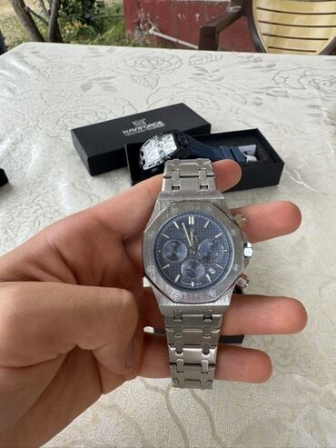 Yeni, Qol saatı, Audermars Piguet, rəng - Gümüşü