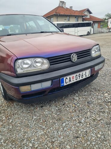 Volkswagen: Volkswagen Golf 3, hečbek sa 5 vrata. Na autu odradjena komplet — 7