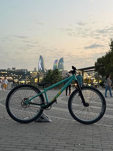 BMX velosipedlər: GT La Bomba Dirt Jump velosipedi - Çərçivə: Alüminium, DJ (dirt jump) — 1