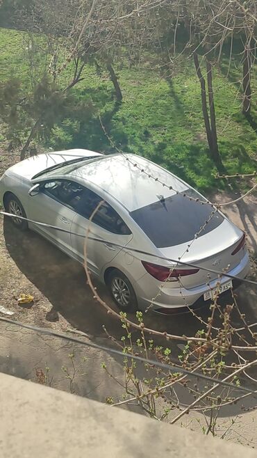 дешёвый машина: Hyundai Avante: 2019 г., 1.6 л, Автомат, Бензин, Седан