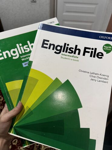 англис тили 3 класс фатнева гдз: English file(Oxford) 
Fourth edition 
Intermediate 
Хорошее состояние