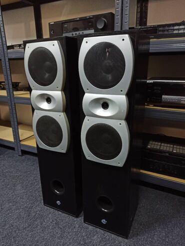 Zvučnici i stereo sistemi: CAT MBC 300 podnostojece kutije dupli basevi od 6 incha 2x180 wati — 2