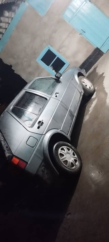 Транспорт: Volkswagen Golf: 1991 г., 1.6 л, Механика, Бензин, Хетчбек