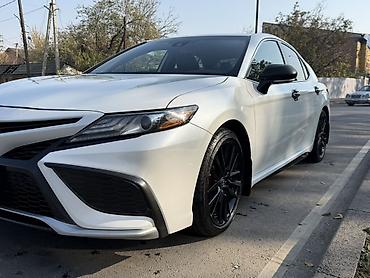225 75 16: Toyota Camry: 2020 г., 2.5 л, Автомат, Бензин, Седан — 5