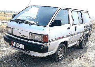 Toyota: Toyota Lite Ace: 1985 г., 1.8 л, Механика, Бензин, Минивэн — 3