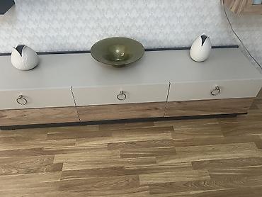 divar desən: Mebel dəsti – yataq və qonaq otağı üçün komplekt Tərkibi: - Yataq — 8