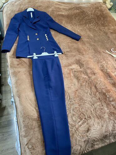 Ziyafət donları: Ziyafet geyimleri satilir munasib qiymete, yenidir,Marağlananlar — 9