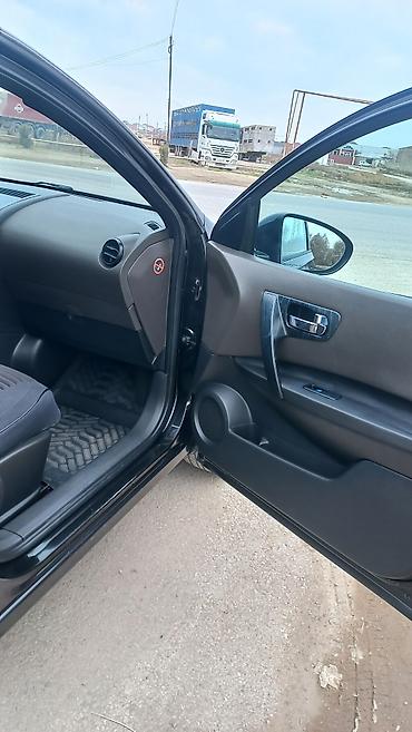 elantra stop led: Nissan Qashqai: 2 l | 2007 il Krossover — 8