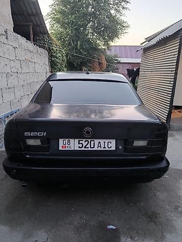 bmw e34 3 2: BMW 520: 1991 г., 2 л, Механика, Бензин, Седан — 7