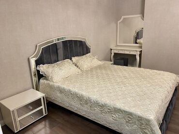 Долгосрочная аренда квартир: 3 комнаты, Риэлтор, Без подселения, С мебелью полностью — 8