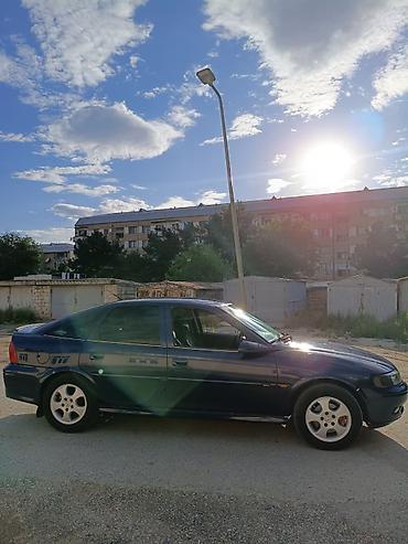 Opel: Opel Vectra: 2 l | Sedan — 9