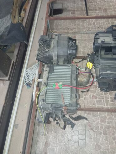 Sbor motorlar və silindr başlıqları: Avtomobil ehtiyat hissələri paketi Təsvir: - Yüngül lehimli disk — 3