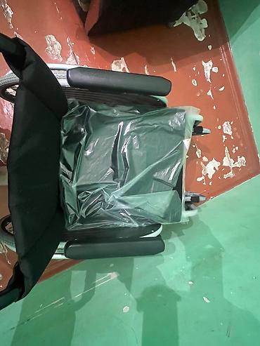 Yerimək üçün arabalar, çəliklər, əsalar, rollatorlar: İşdənmiyb ideal veziyətdədir.345 manata alınıb çekine kimi durur 220 — 3